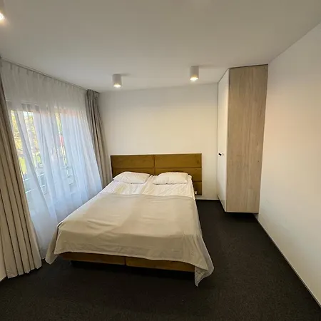 Casa de hóspedes Viola 3*